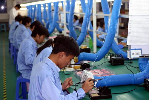 为何工厂陷入 用工荒 ,宁愿给中介 塞钱 ,也不给员工涨薪