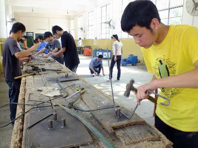 劳务派遣将黑手伸向学生工,职校中介联合,用工市场缺乏信任